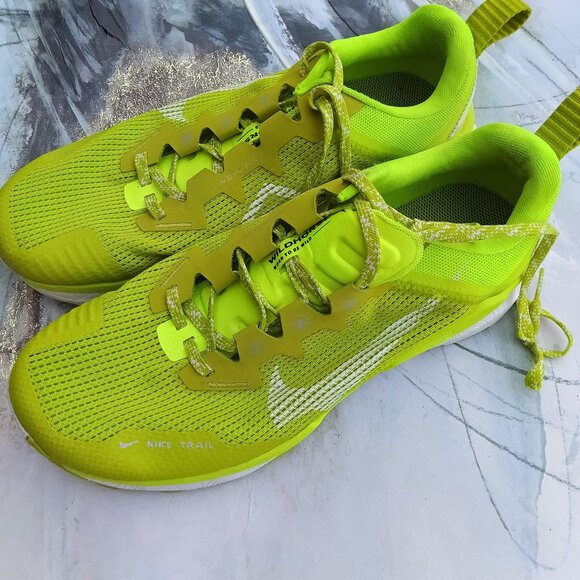 Other - Men's Nike react trail sneakers